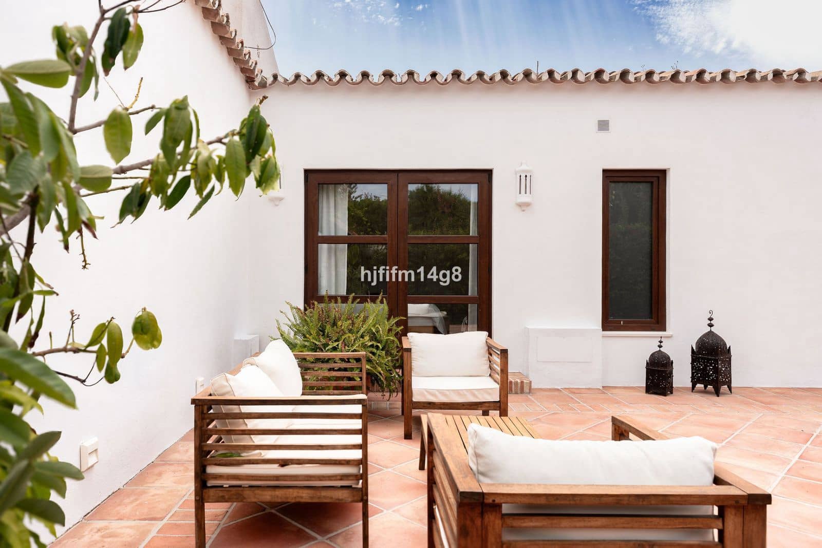 3 bedroom Villa for sale in Estepona - € 975,000 (Ref: 10020602)