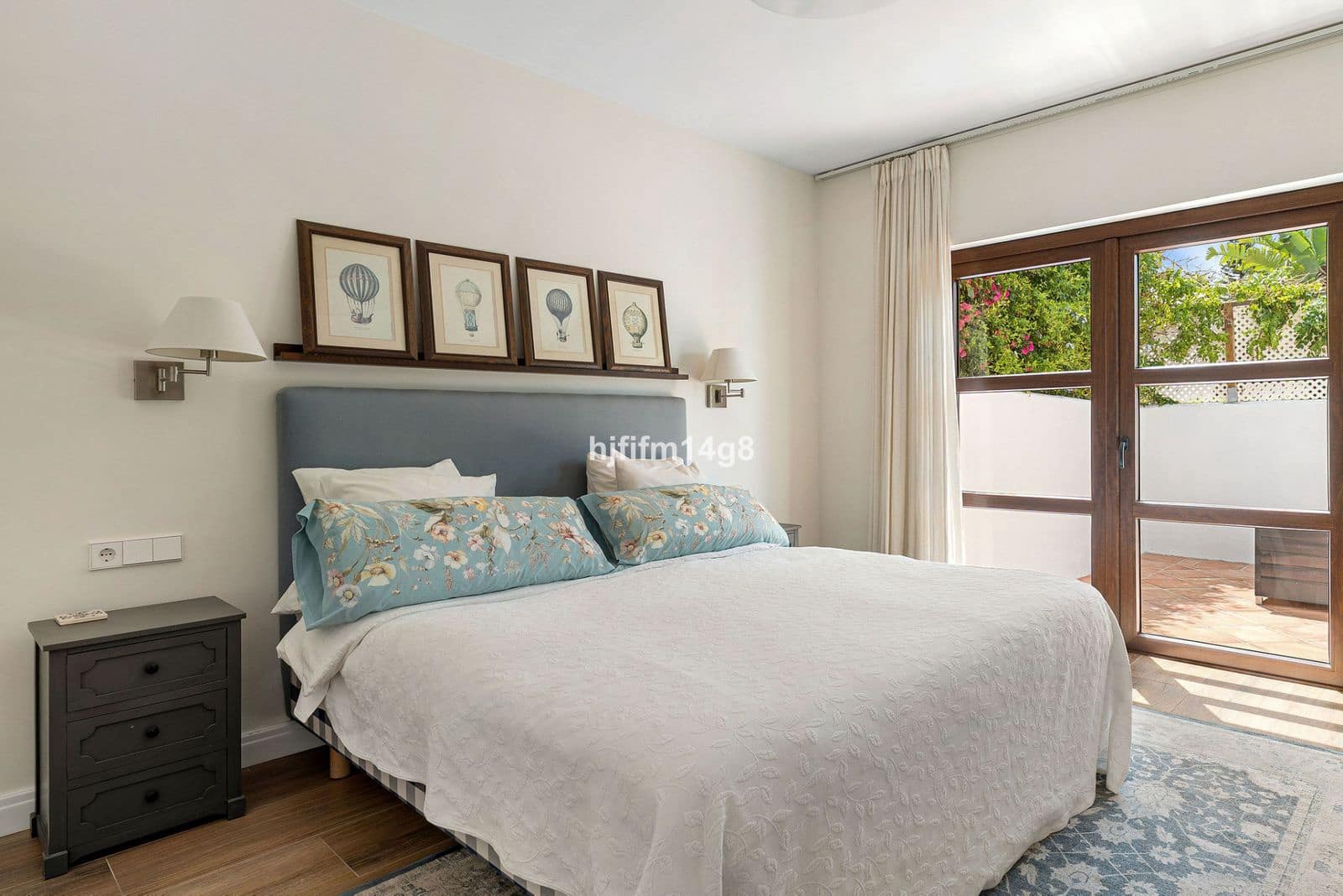 3 bedroom Villa for sale in Estepona - € 975,000 (Ref: 10020602)