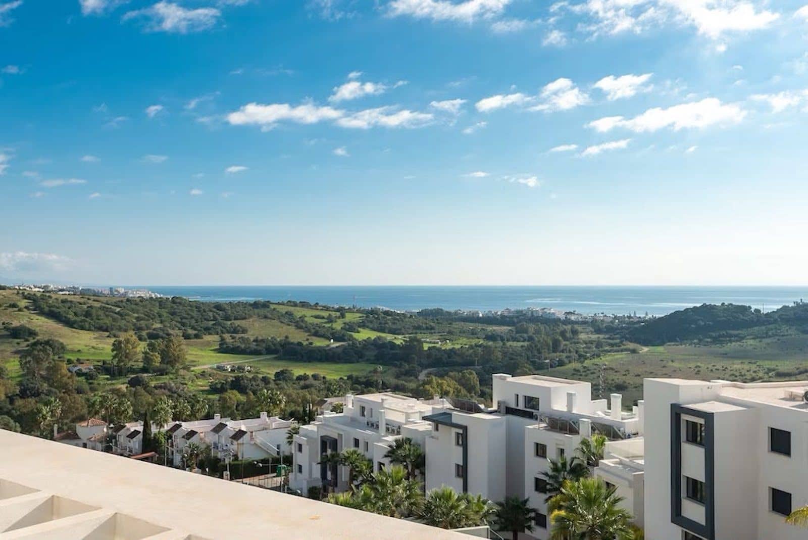 3 bedroom Penthouse for sale in Estepona - € 769,000 (Ref: 10020605)