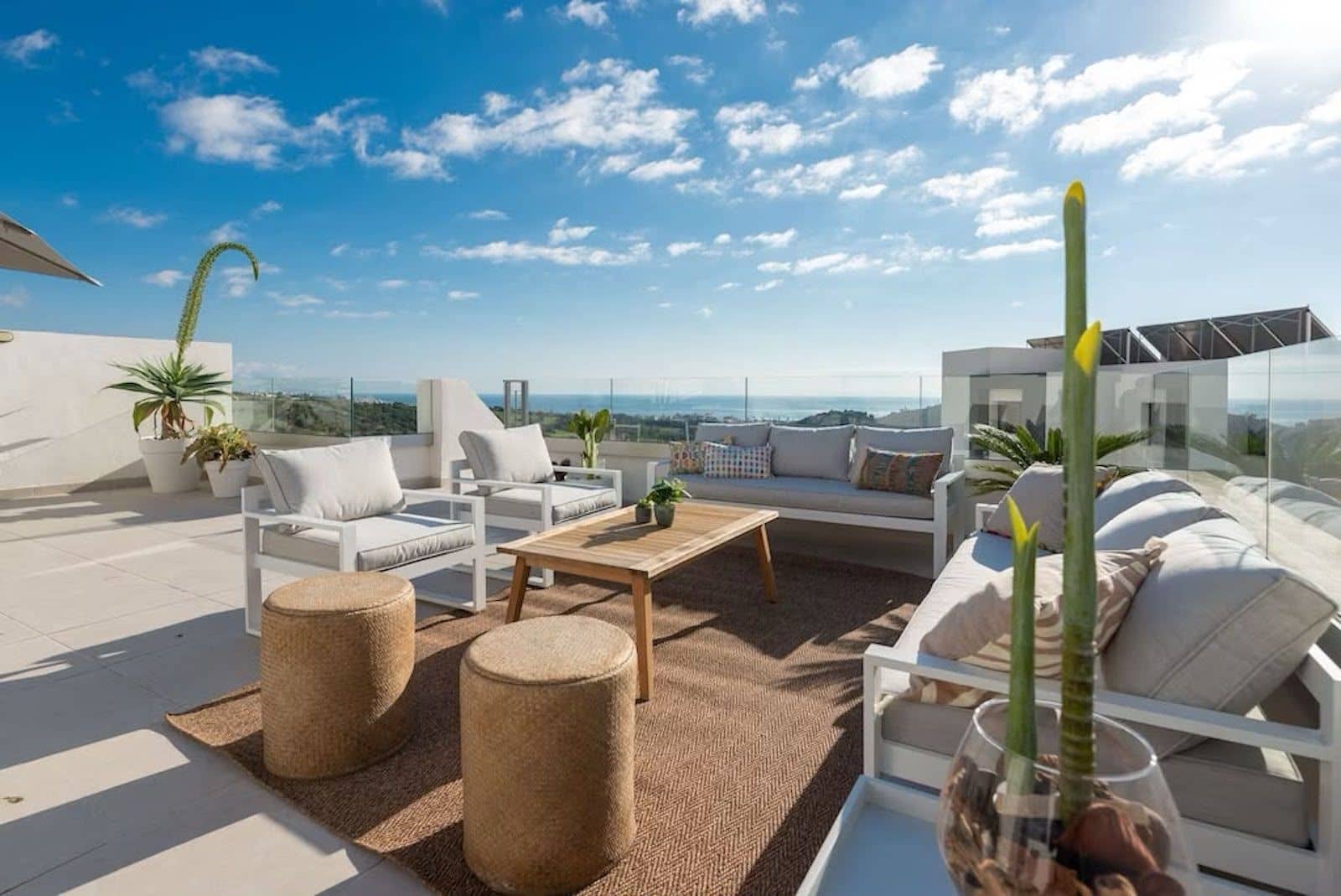 3 bedroom Penthouse for sale in Estepona - € 769,000 (Ref: 10020605)