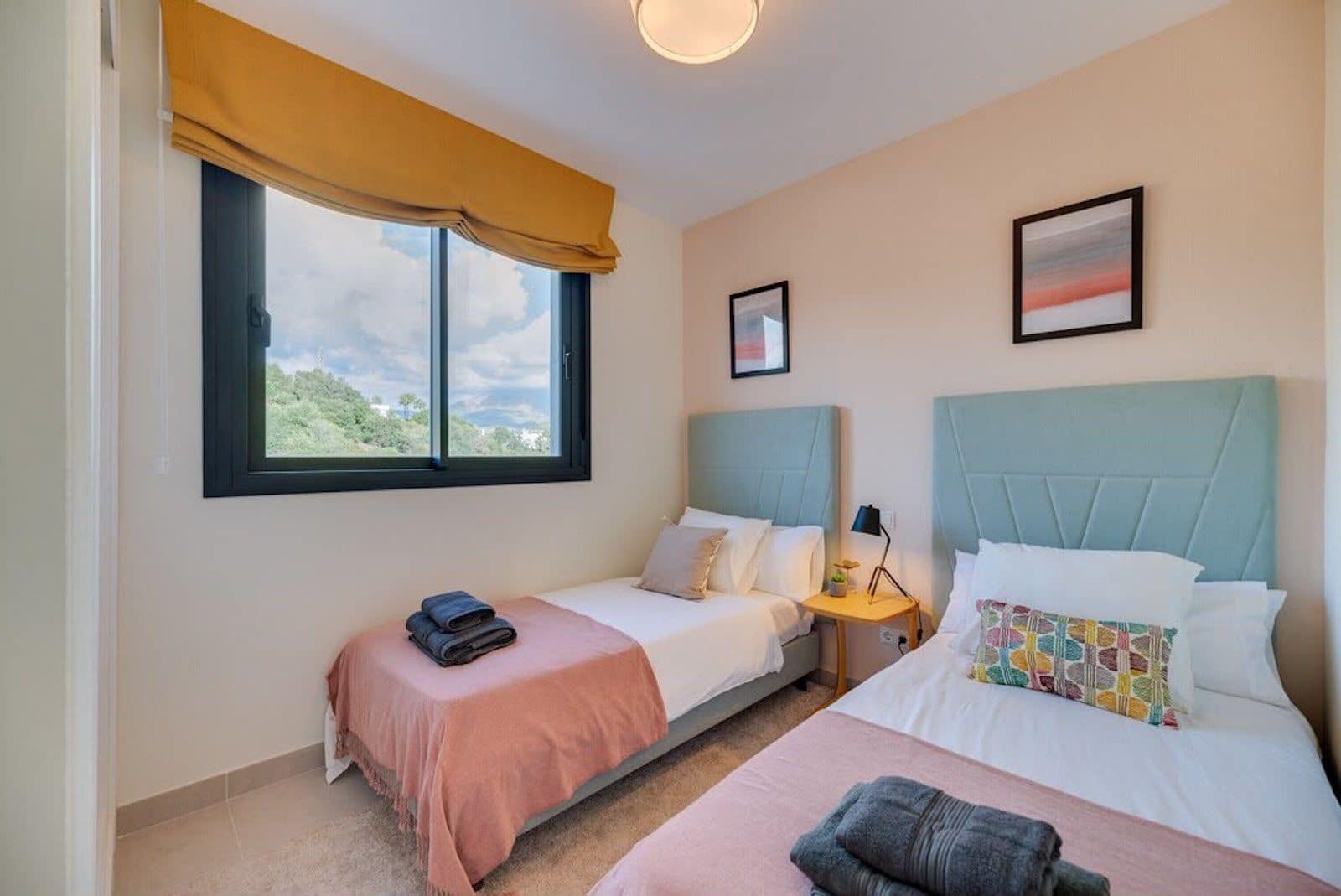 3 bedroom Penthouse for sale in Estepona - € 769,000 (Ref: 10020605)