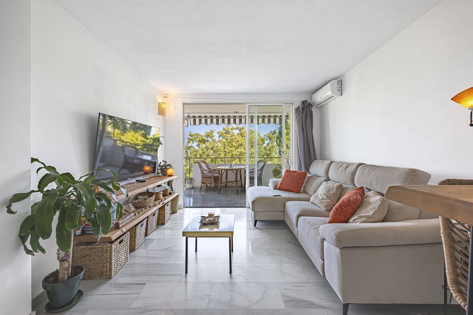 1 sypialnia Apartament na sprzedaż w Marbella - 300 000 € (Ref: 10020606)