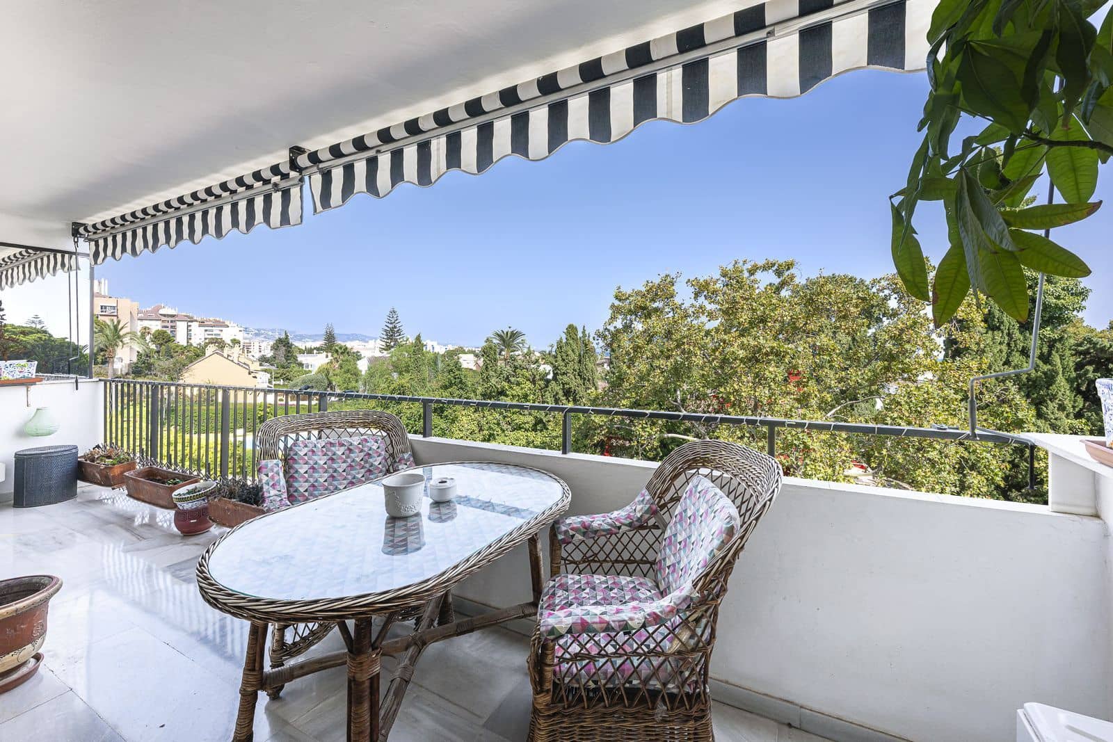 1 sypialnia Apartament na sprzedaż w Marbella - 300 000 € (Ref: 10020606)