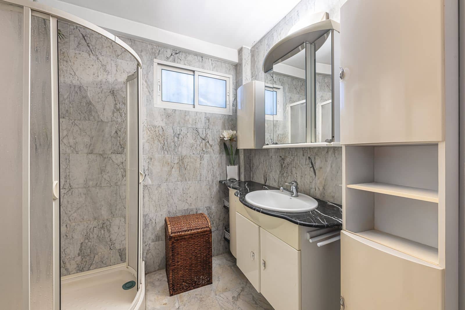 1 sypialnia Apartament na sprzedaż w Marbella - 300 000 € (Ref: 10020606)
