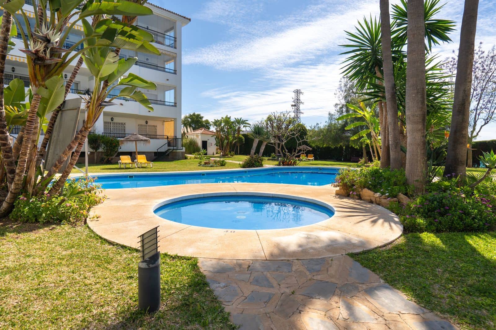 2 sypialnia Apartament na sprzedaż w Calahonda - 385 000 € (Ref: 10020613)