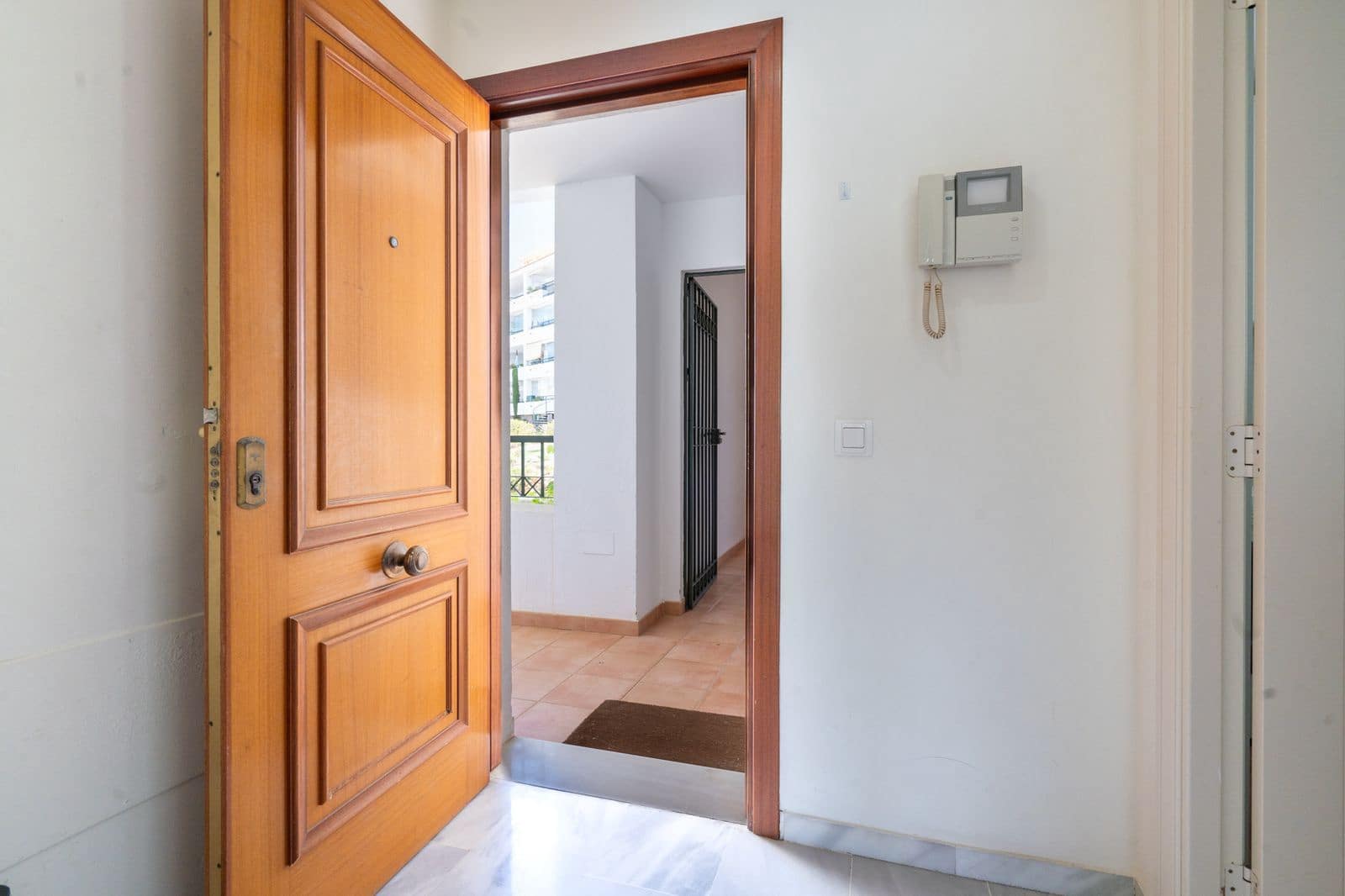 2 sypialnia Apartament na sprzedaż w Calahonda - 385 000 € (Ref: 10020613)