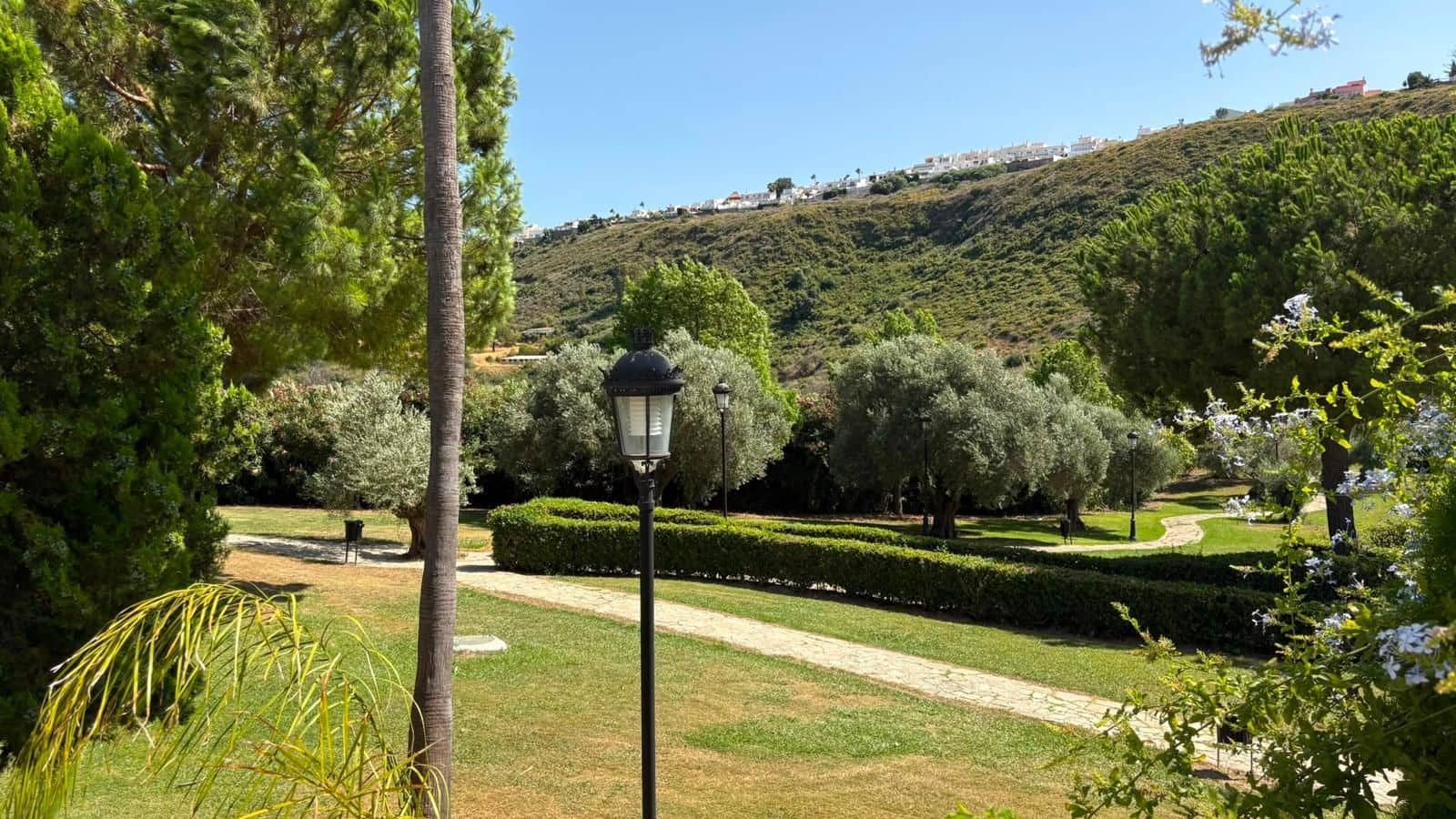 4 makuuhuone Huvila myytävänä paikassa La Duquesa / Puerto de la Duquesa - 1 150 000 € (Ref: 10020618)