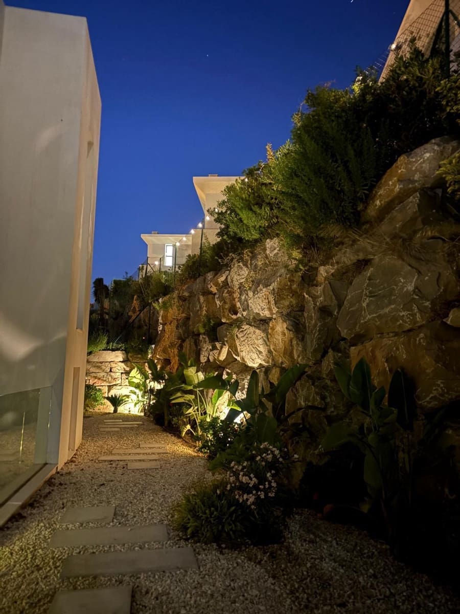 4 makuuhuone Huvila myytävänä paikassa La Duquesa / Puerto de la Duquesa - 1 150 000 € (Ref: 10020618)