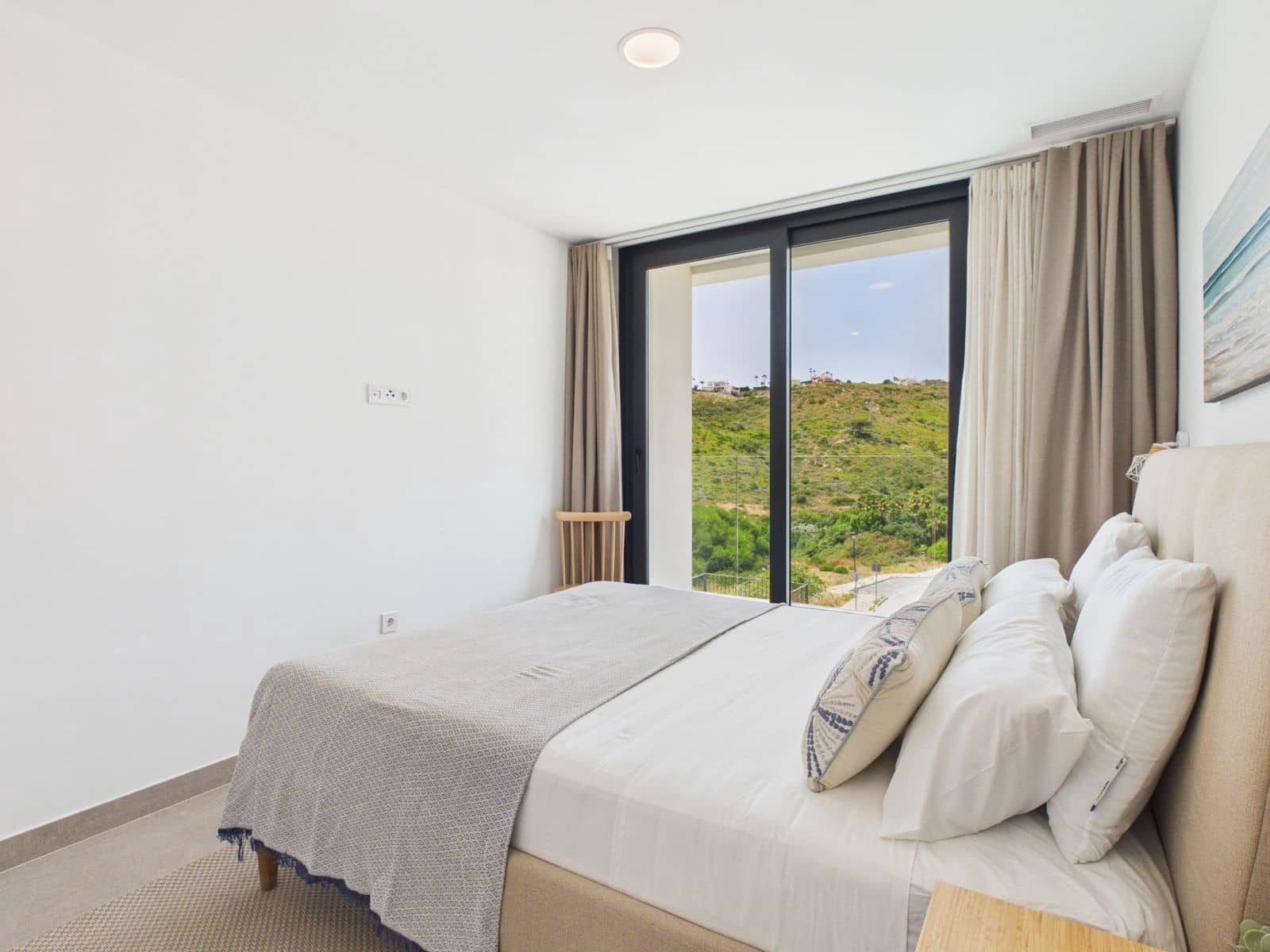 4 makuuhuone Huvila myytävänä paikassa La Duquesa / Puerto de la Duquesa - 1 150 000 € (Ref: 10020618)