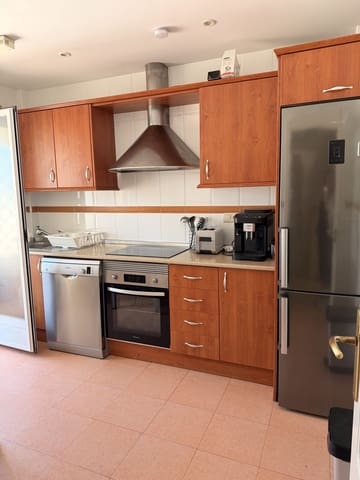 4 bedroom Townhouse for sale in Marbella - € 599,000 (Ref: 10020619)