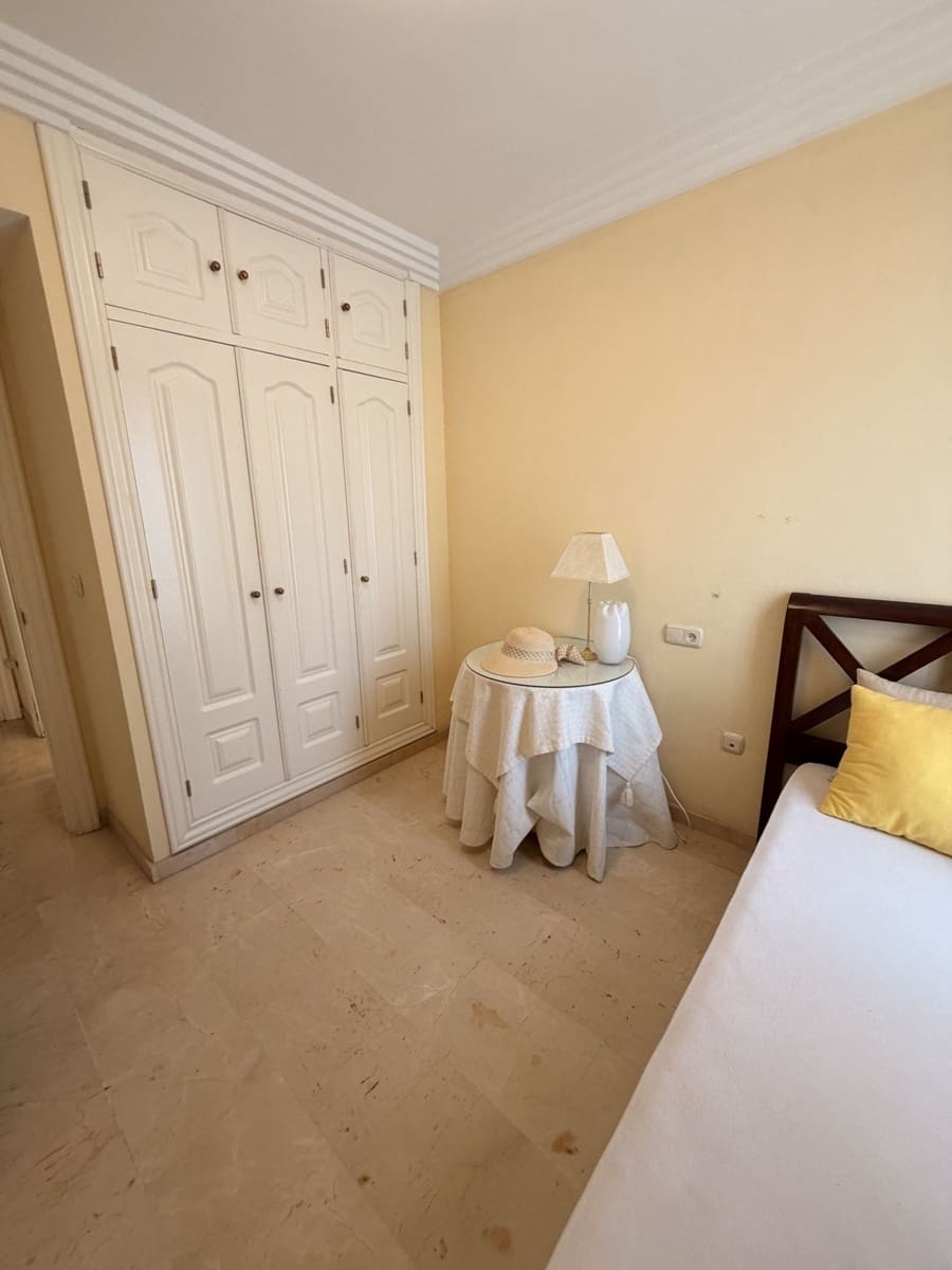 4 bedroom Townhouse for sale in Marbella - € 599,000 (Ref: 10020619)