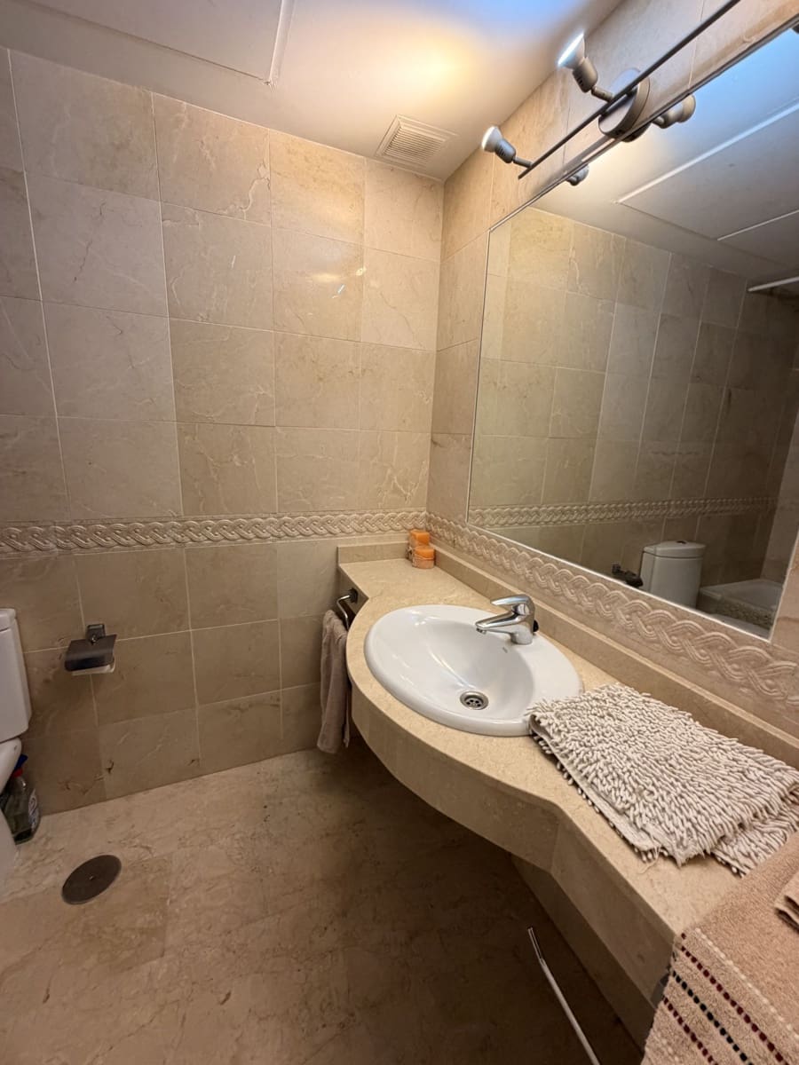 4 bedroom Townhouse for sale in Marbella - € 599,000 (Ref: 10020619)