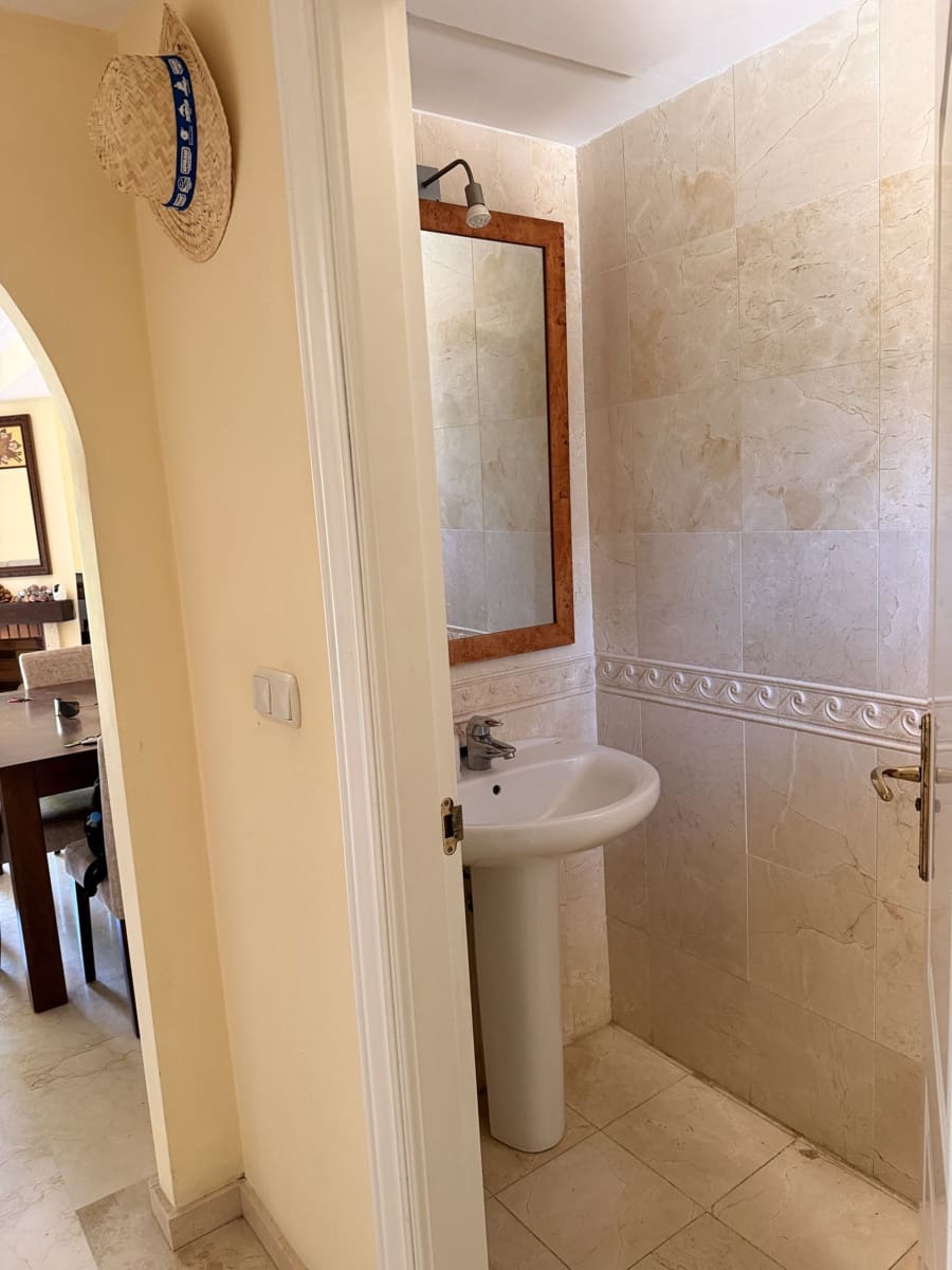 4 bedroom Townhouse for sale in Marbella - € 599,000 (Ref: 10020619)