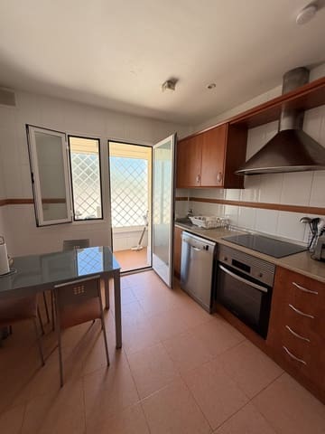 4 bedroom Townhouse for sale in Marbella - € 599,000 (Ref: 10020619)