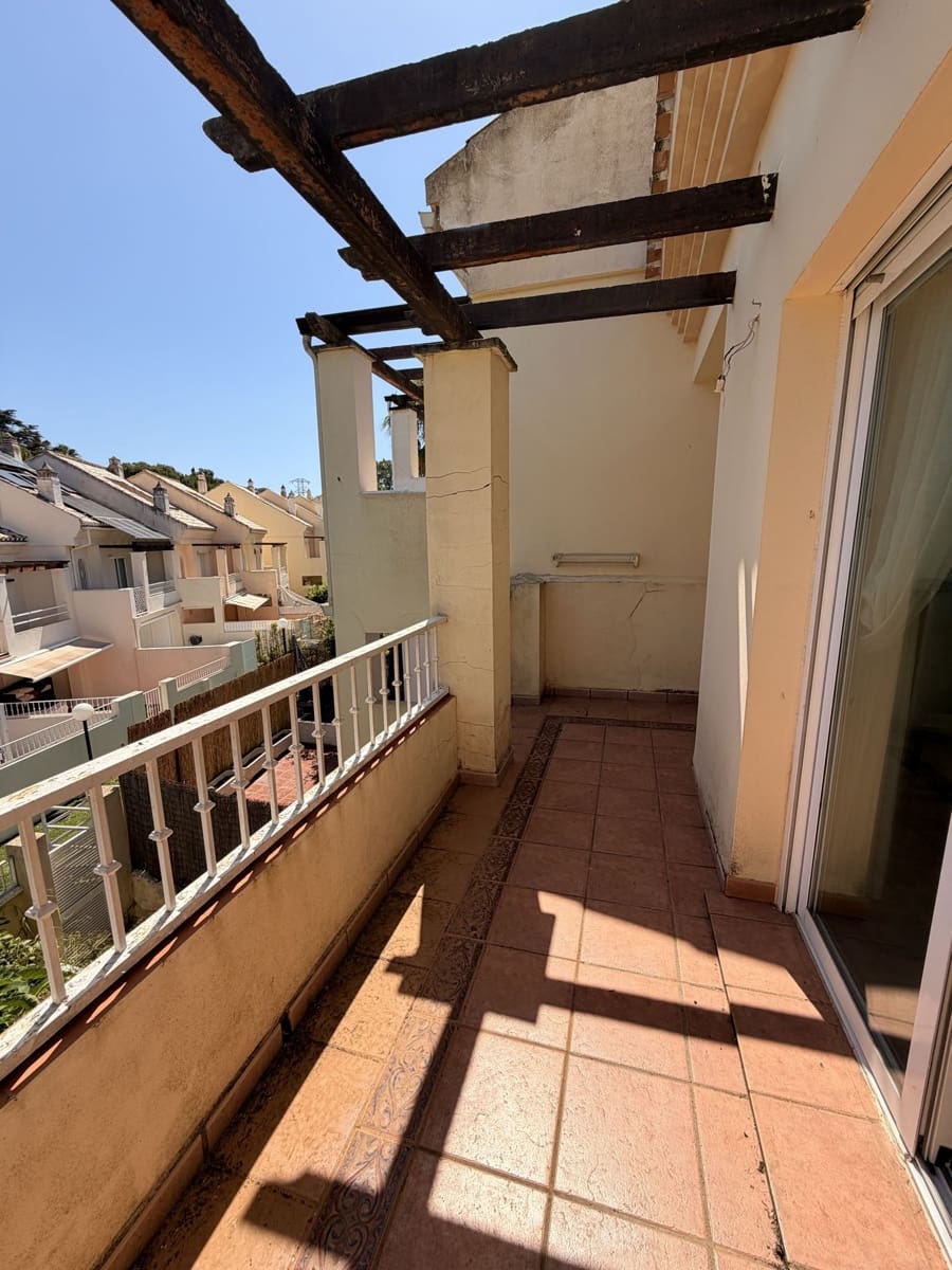 4 bedroom Townhouse for sale in Marbella - € 599,000 (Ref: 10020619)