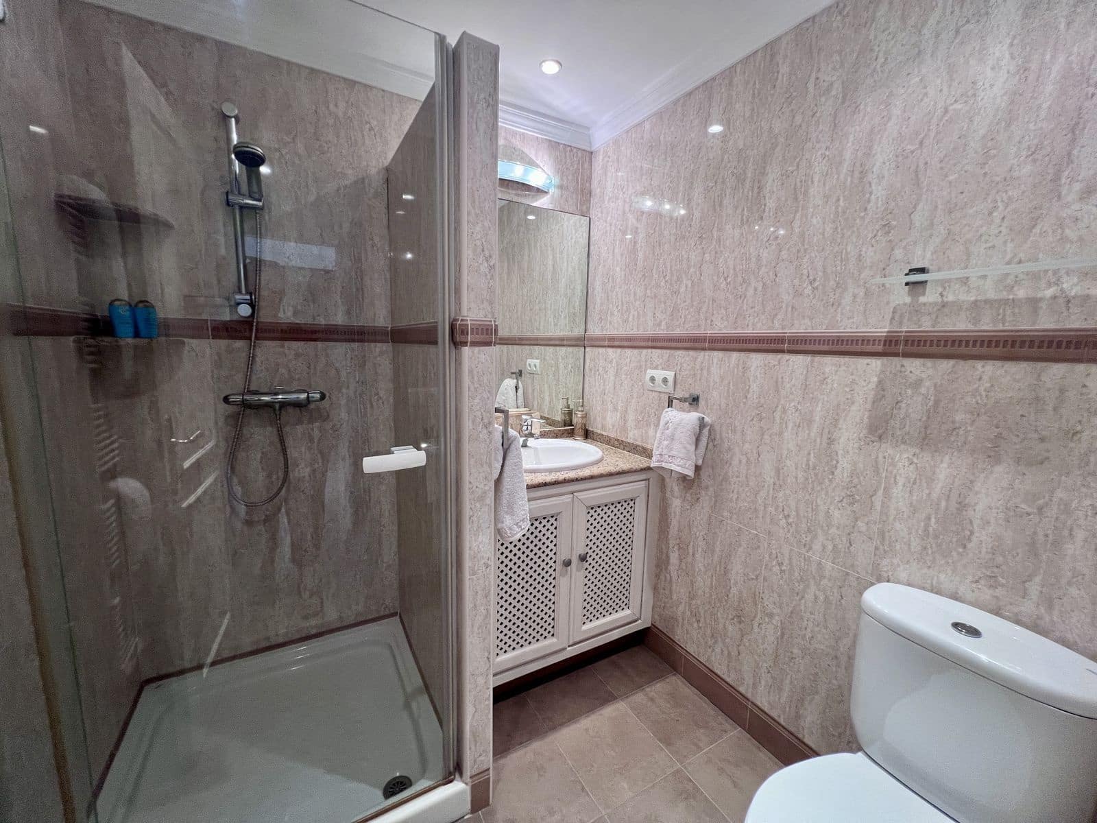 Ático de 2 habitaciones en El Paraiso en venta - 345.000 € (Ref: 10020621)