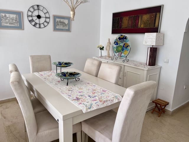 Ático de 2 habitaciones en El Paraiso, Estepona en venta - 345.000 € (Ref: 10020621)