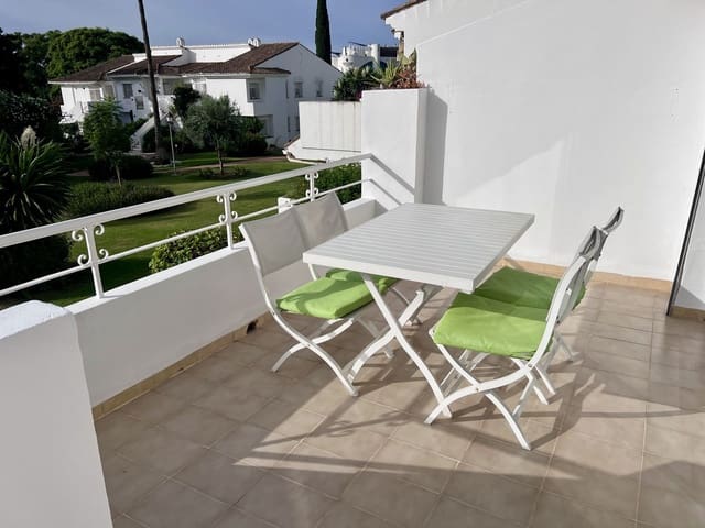 Ático de 2 habitaciones en El Paraiso, Estepona en venta - 345.000 € (Ref: 10020621)