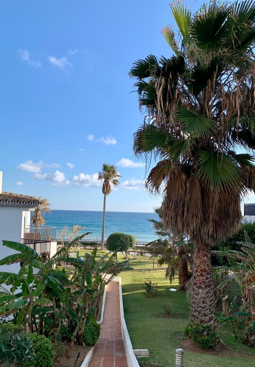 1 bedroom Apartment for sale in Calahonda - € 309,000 (Ref: 10020622)