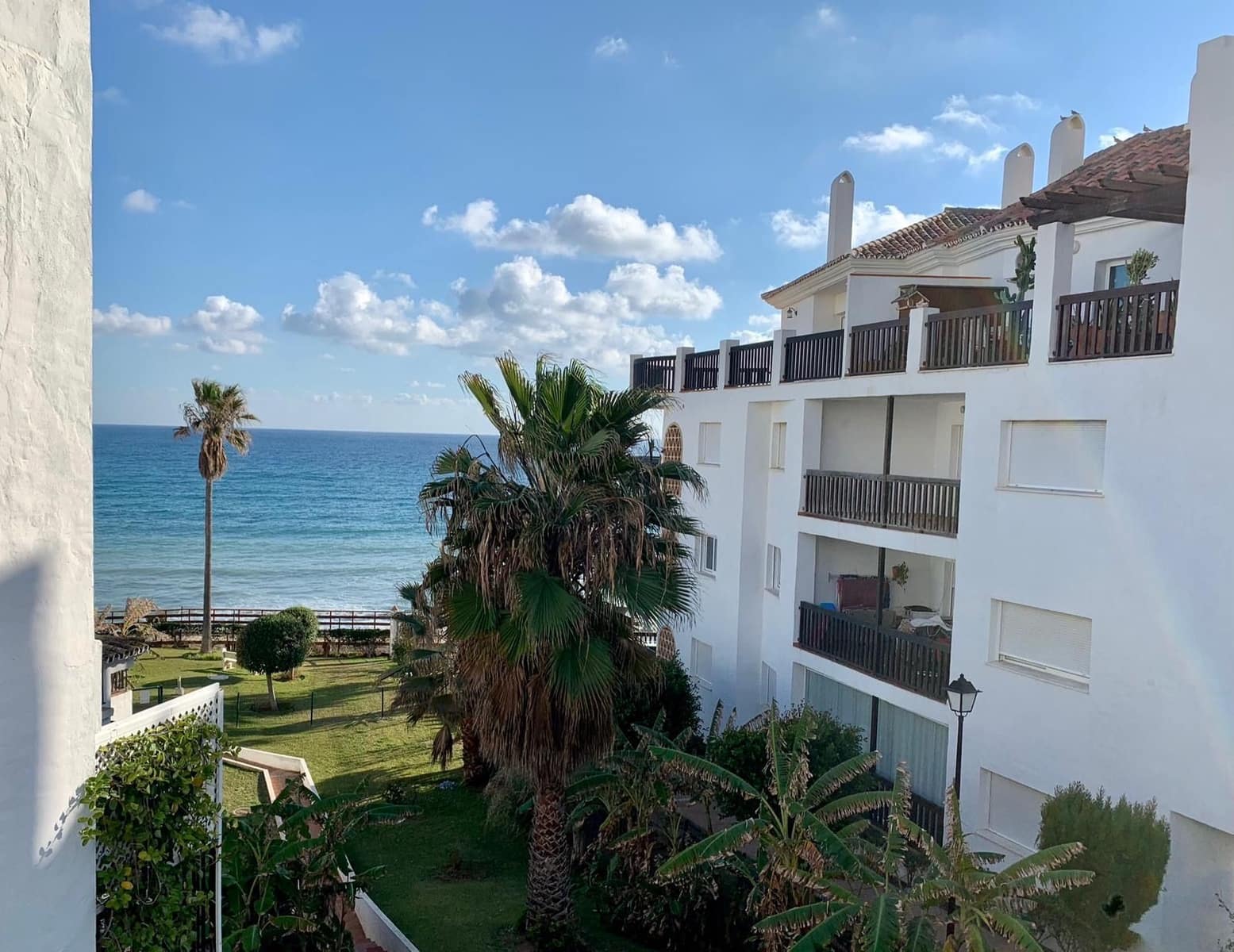 1 bedroom Apartment for sale in Calahonda - € 309,000 (Ref: 10020622)