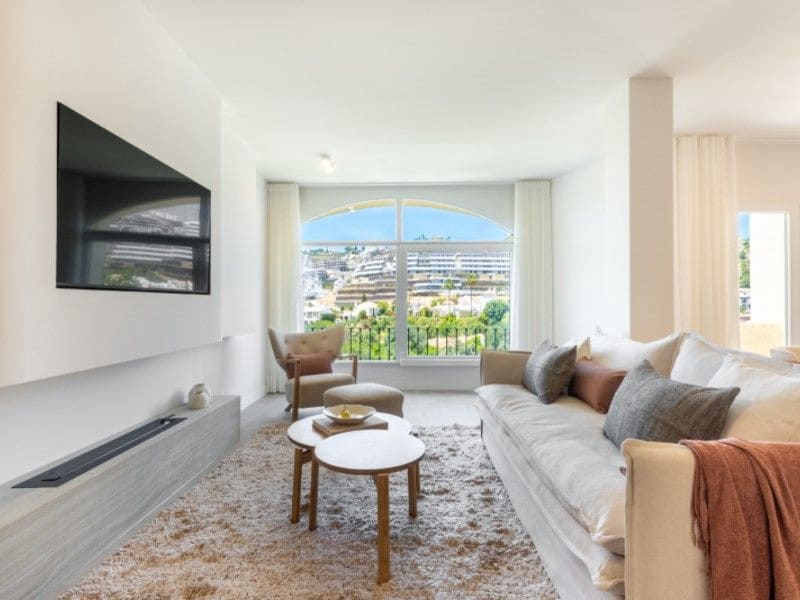 3 bedroom Apartment for sale in La Quinta - € 1,050,000 (Ref: 10020625)