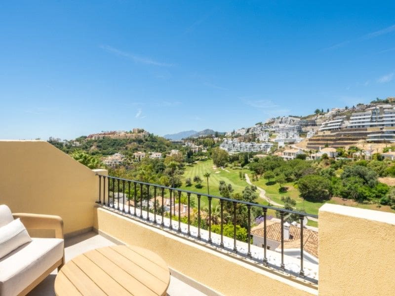 3 bedroom Apartment for sale in La Quinta - € 1,050,000 (Ref: 10020625)
