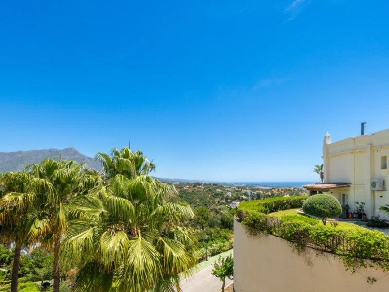 3 bedroom Apartment for sale in La Quinta - € 1,050,000 (Ref: 10020625)
