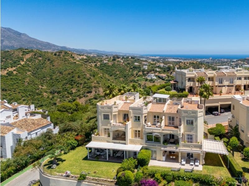 3 bedroom Apartment for sale in La Quinta - € 1,050,000 (Ref: 10020625)