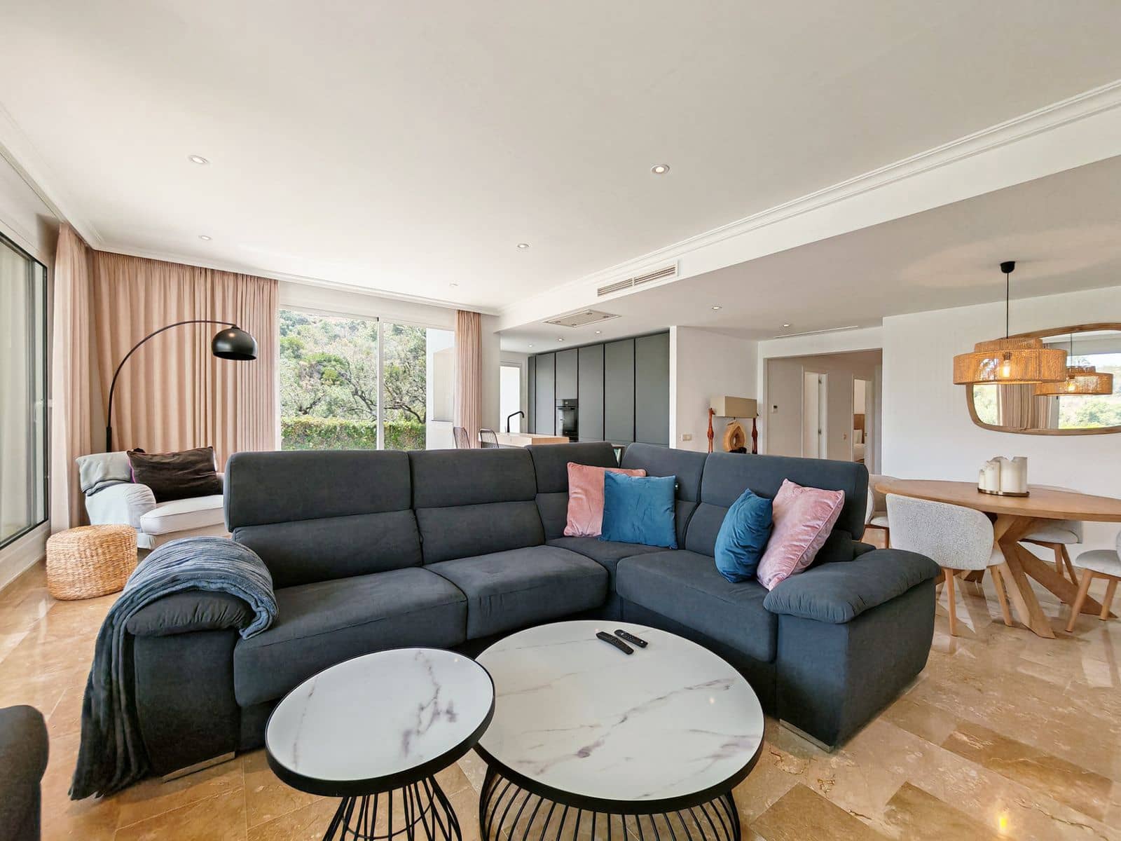 2 makuuhuone Huoneisto myytävänä paikassa La Mairena - 460 000 € (Ref: 10020627)