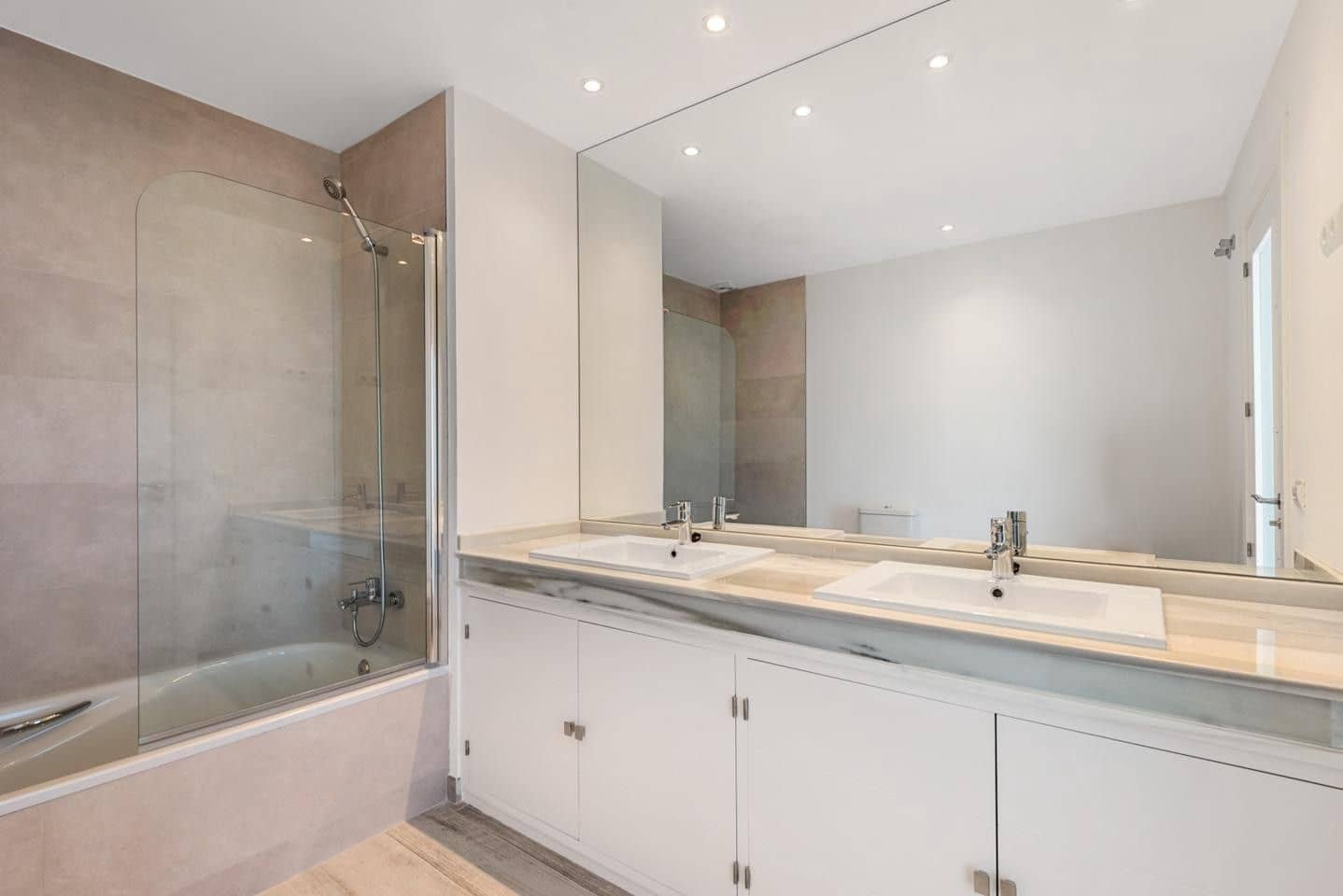 3 quarto Casa em Banda para venda em La Mairena - 595 000 € (Ref: 10020628)
