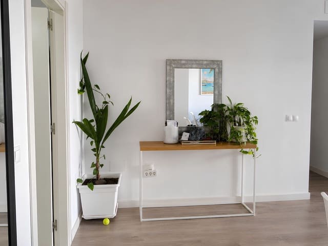 3 soveværelse Lejlighed til salg i Nueva Andalucia, Marbella - € 470.000 (Ref: 10020630)