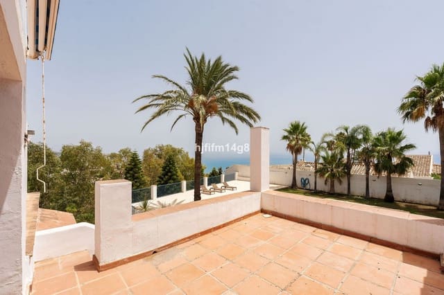 6 sovrum Villa till salu i Bahía Dorada, Estepona - 1 450 000 € (Ref: 10020631)