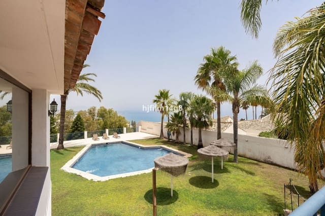 6 sovrum Villa till salu i Bahía Dorada, Estepona - 1 450 000 € (Ref: 10020631)