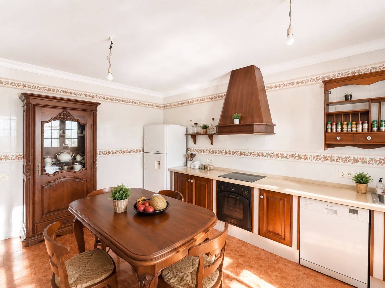 3 soveværelse Villa til salg i Estepona - € 1.300.000 (Ref: 10020636)