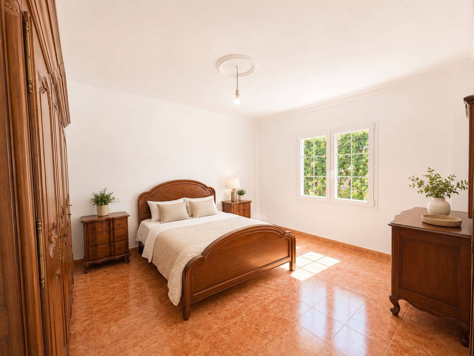 3 soveværelse Villa til salg i Estepona - € 1.300.000 (Ref: 10020636)