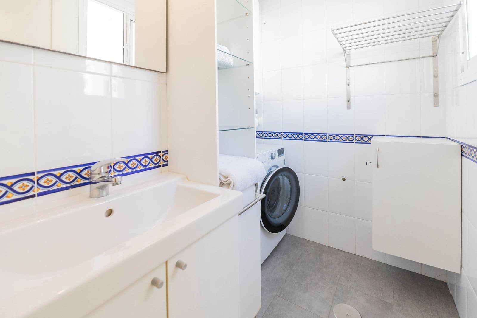2 bedroom Penthouse for sale in Mijas Costa - € 439,000 (Ref: 10020637)