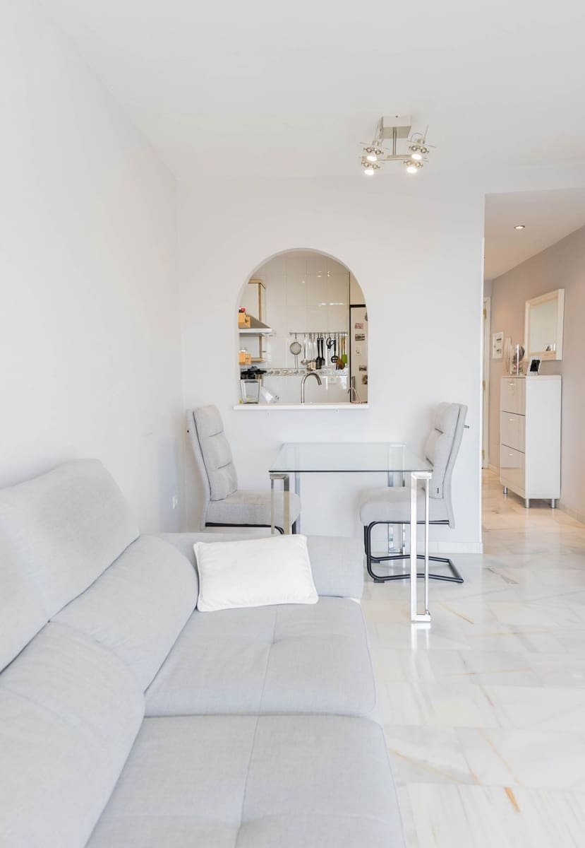 2 bedroom Penthouse for sale in Mijas Costa - € 439,000 (Ref: 10020637)