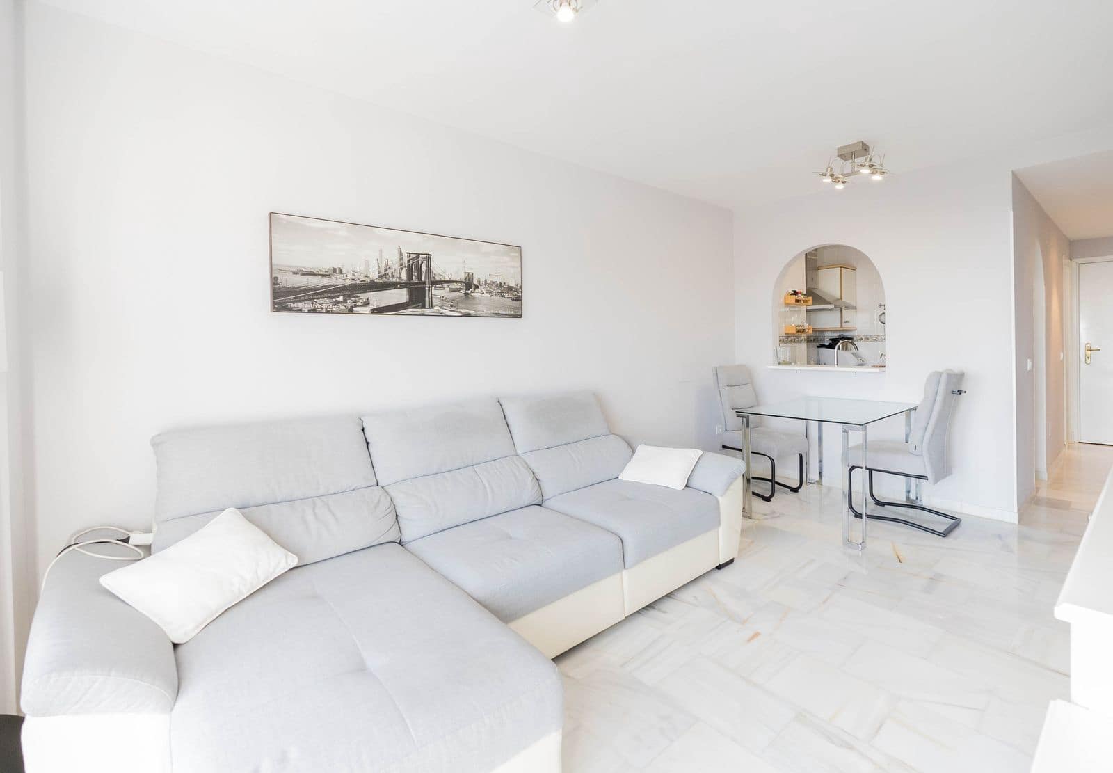 2 bedroom Penthouse for sale in Mijas Costa - € 439,000 (Ref: 10020637)