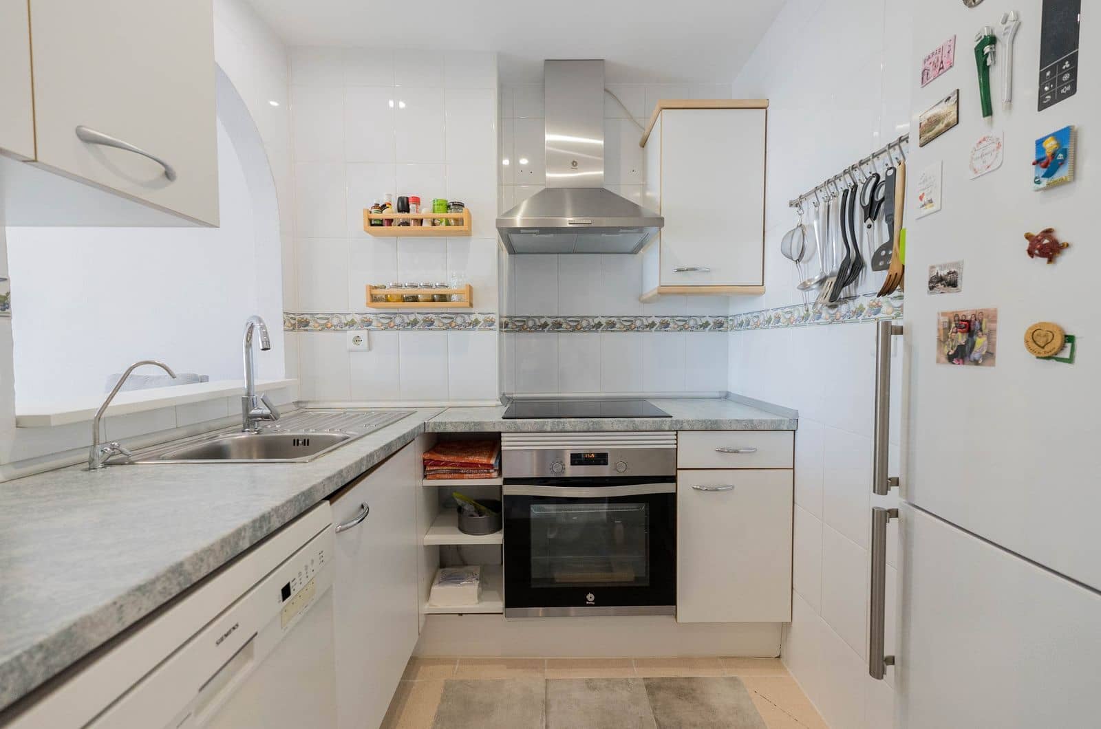 2 bedroom Penthouse for sale in Mijas Costa - € 439,000 (Ref: 10020637)