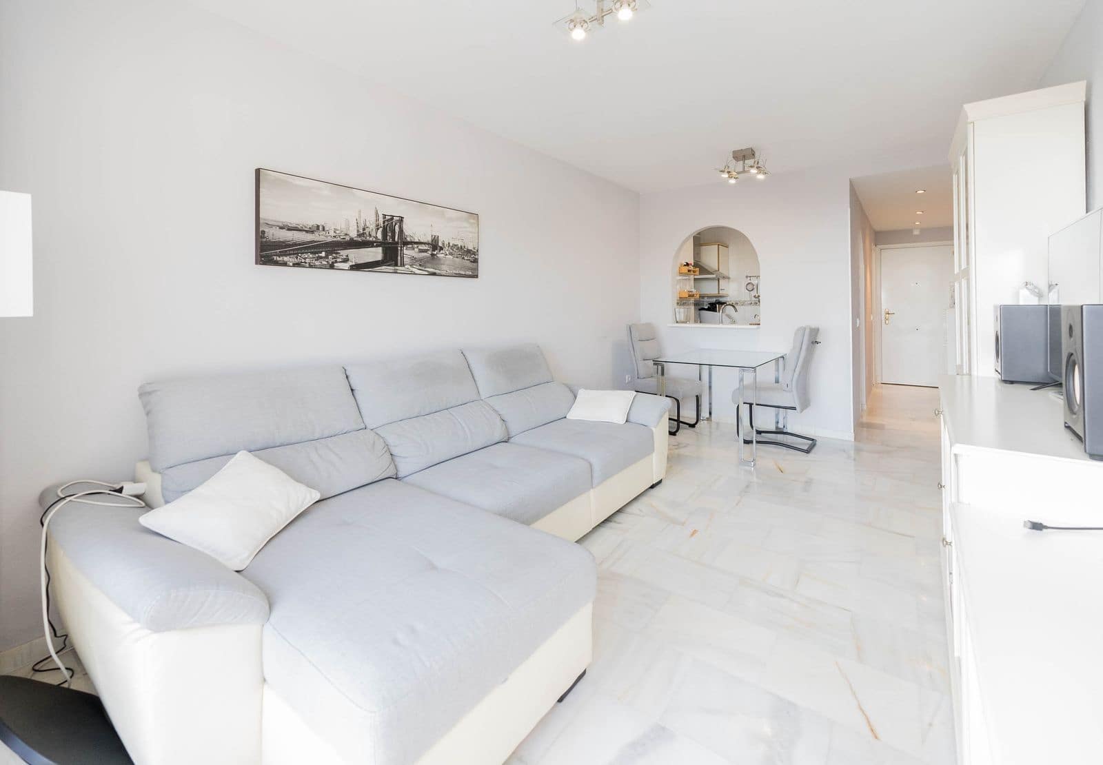 2 bedroom Penthouse for sale in Mijas Costa - € 439,000 (Ref: 10020637)