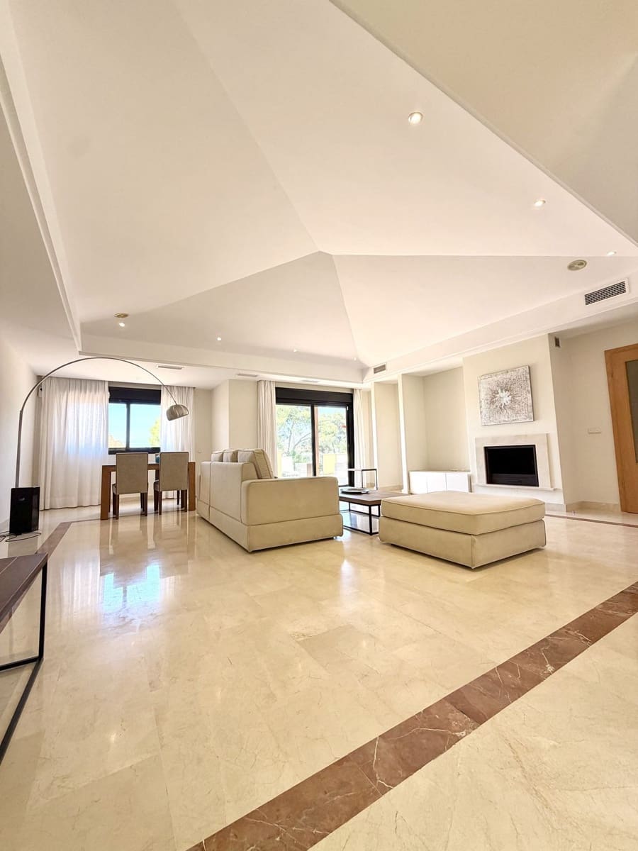 2 camera da letto Attico in vendita in Puerto Banus - 1.490.000 € (Rif: 10020638)