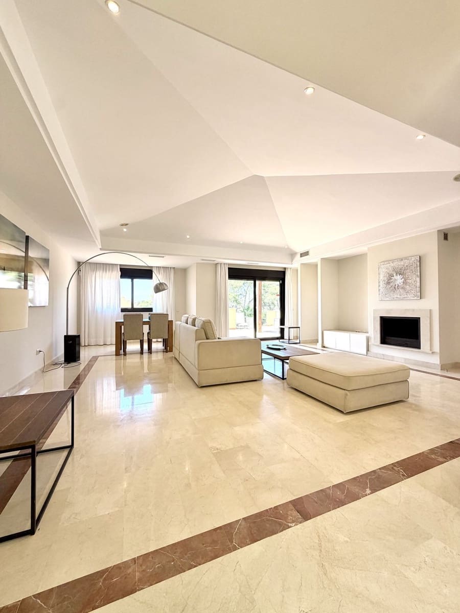 2 camera da letto Attico in vendita in Puerto Banus - 1.490.000 € (Rif: 10020638)
