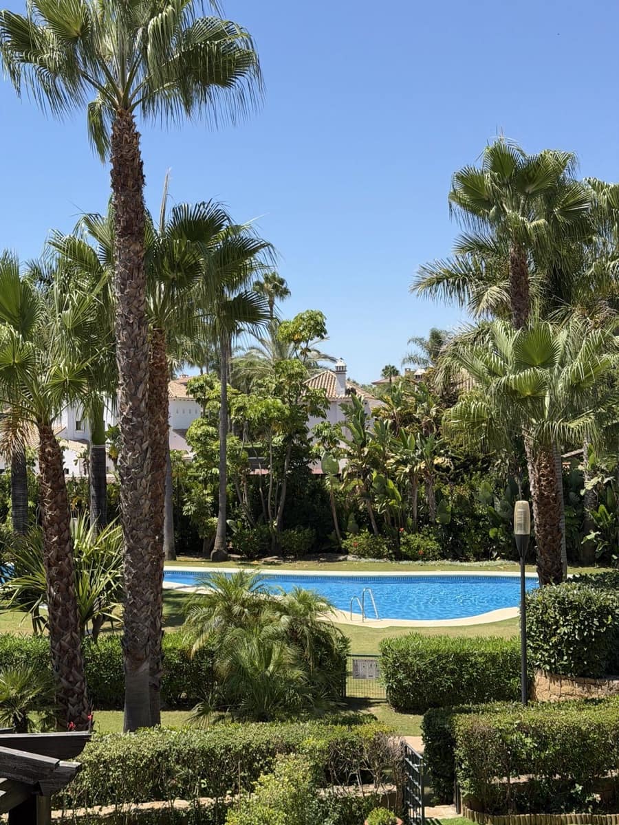 2 slaapkamer Penthouse te koop in Puerto Banus - € 1.499.000 (Ref: 10020639)