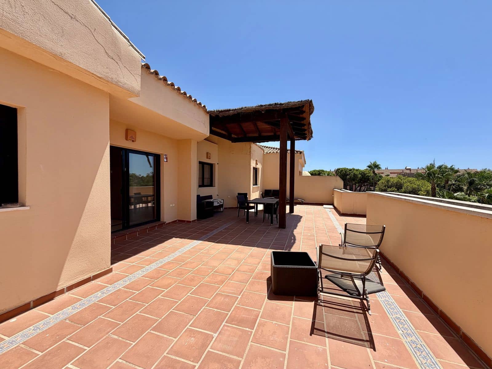 2 slaapkamer Penthouse te koop in Puerto Banus - € 1.499.000 (Ref: 10020639)
