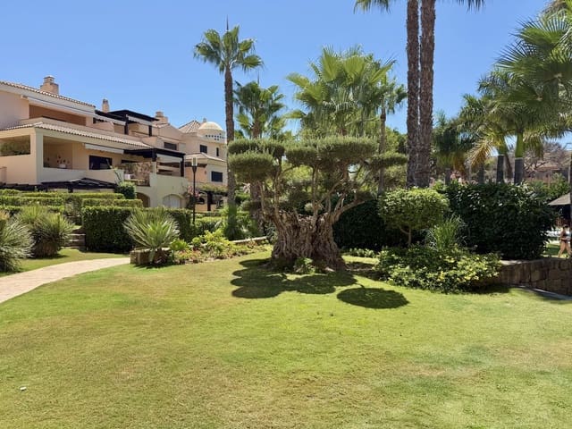 2 slaapkamer Penthouse te koop in Puerto Banus, Marbella - € 1.499.000 (Ref: 10020639)