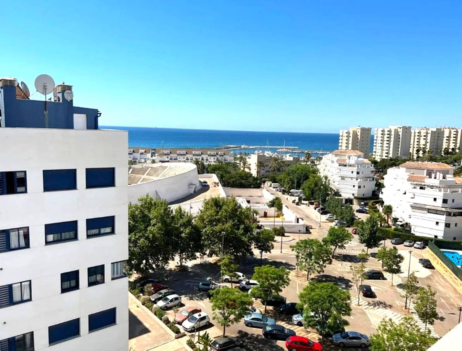2 quarto Penthouse para venda em Estepona - 750 000 € (Ref: 10020646)