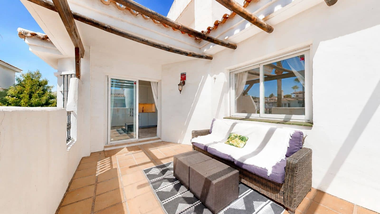 3 chambre Penthouse à vendre à Nueva Andalucia - 549 000 € (Ref: 10020647)