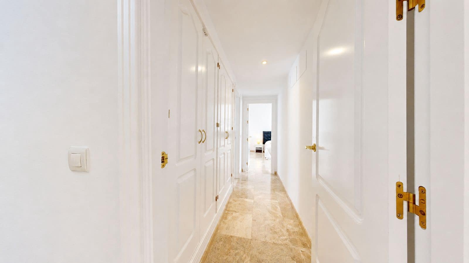 3 chambre Penthouse à vendre à Nueva Andalucia - 549 000 € (Ref: 10020647)