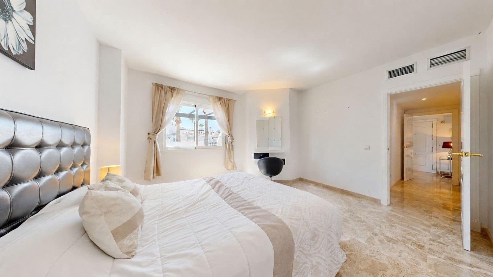 3 chambre Penthouse à vendre à Nueva Andalucia - 549 000 € (Ref: 10020647)