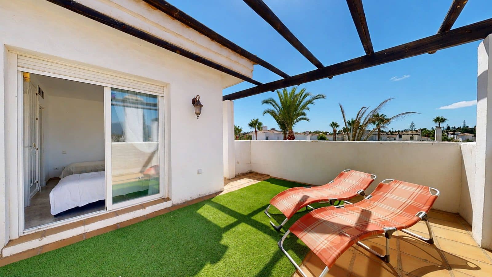 3 chambre Penthouse à vendre à Nueva Andalucia - 549 000 € (Ref: 10020647)